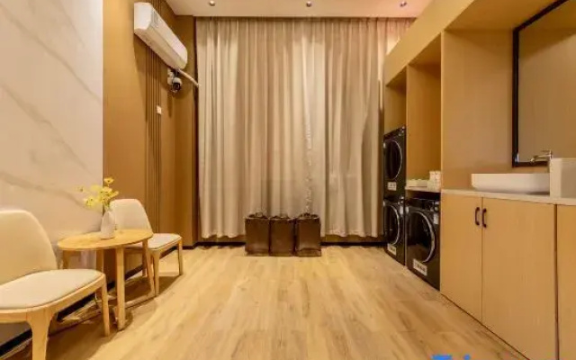Rive Gauche Hotel