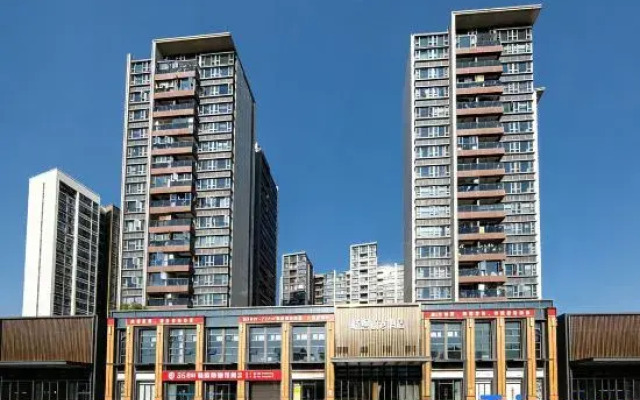 changxiang life hotel（sehnzhenbananguojijichangdian）