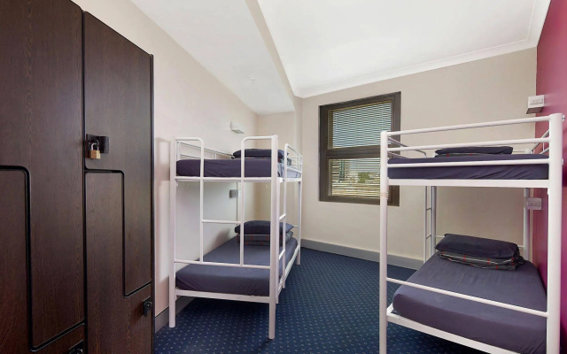 Wake Up! Sydney - Hostel
