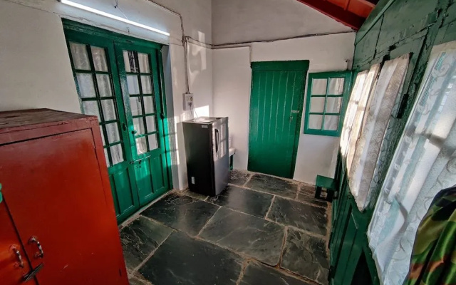 Pre Independence 2 BHK Bungalow,dalhousie,himachal