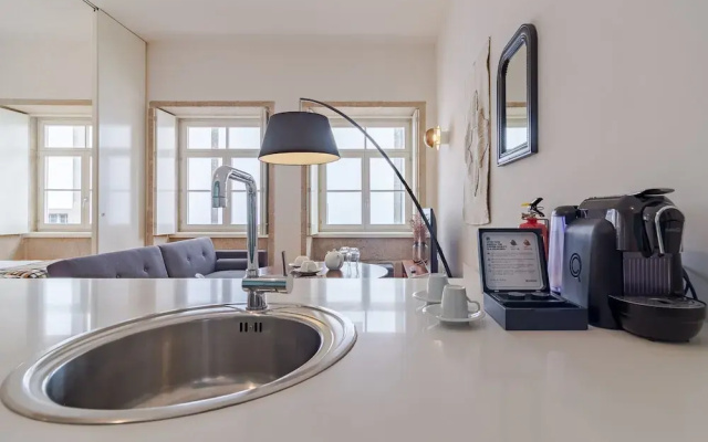 Stylish Porto Studio With City Views