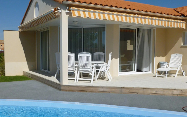 Villa in France With Private Heated Pool