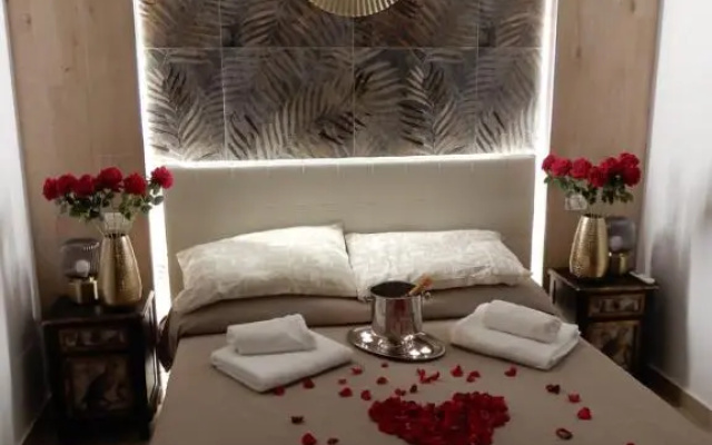 Caserta Royale Suite (Adults Only)