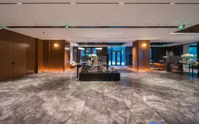 IntercityHotel Xuzhou East Railway Station Jinlong Lake