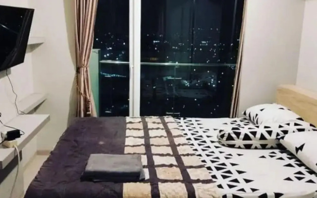 Hotel O Nina's Room