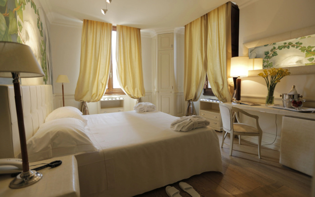 Отель Grand Hotel Cavour