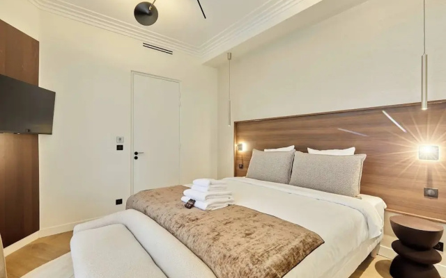 Luxurious AC Apartment Beaubourg Le Marais