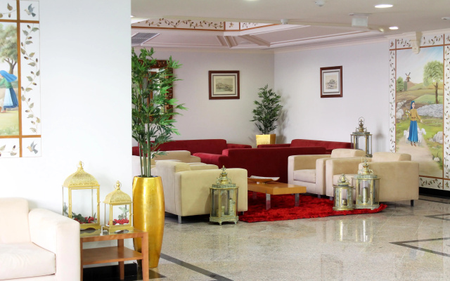 Travel Hotel