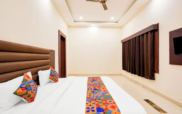 Fabhotel Palm Bliss