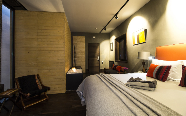 Uvence Arte + Hotel