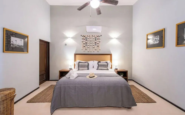 Casa Balada Santa Lucia, with Parking by Cercana