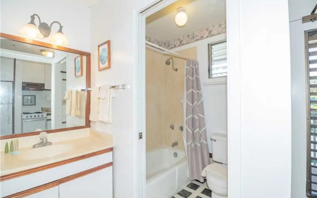 Napili Bay 204 - One Bedroom Studio Suite