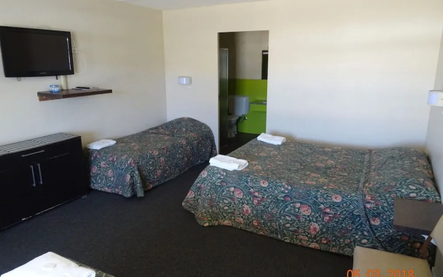 Paringa Hotel Motel