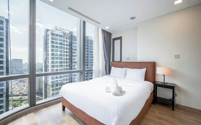 The Emerald Suites at Landmark 81