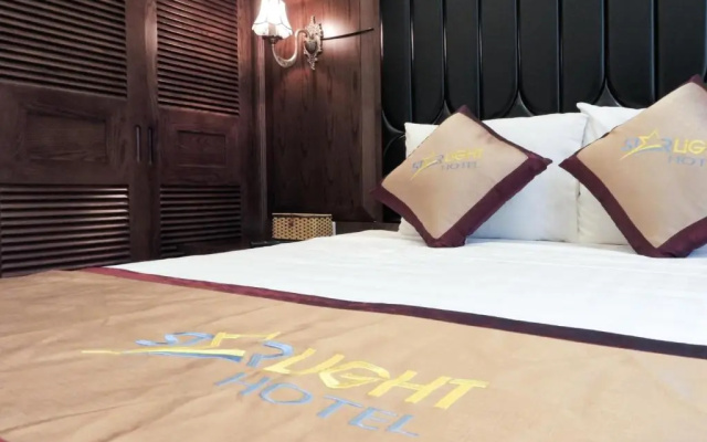 Ha Long Starlight Inn & Travel