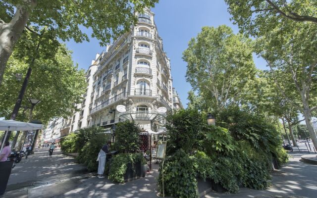 Отель Luxembourg Gardens Hideaway вид на фасад