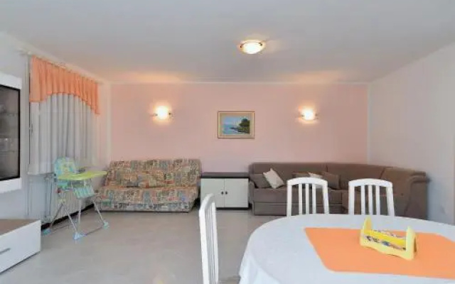 Apartment Gracijela 827