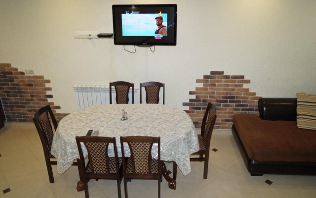 Гостиница Holiday Home On Kuybysheva комната для гостей