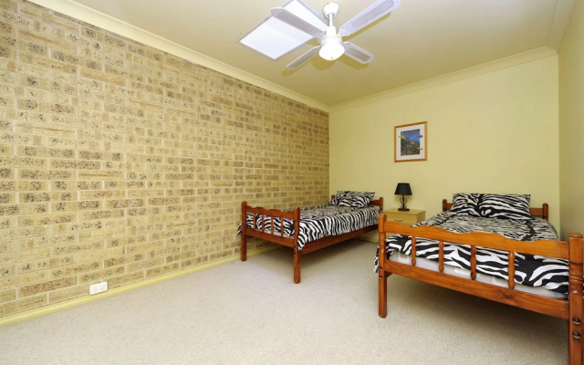 Leonard Ave 1/39 - Shoal Bay