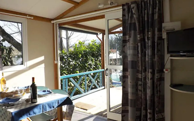 Camping Plein Soleil - Chalets