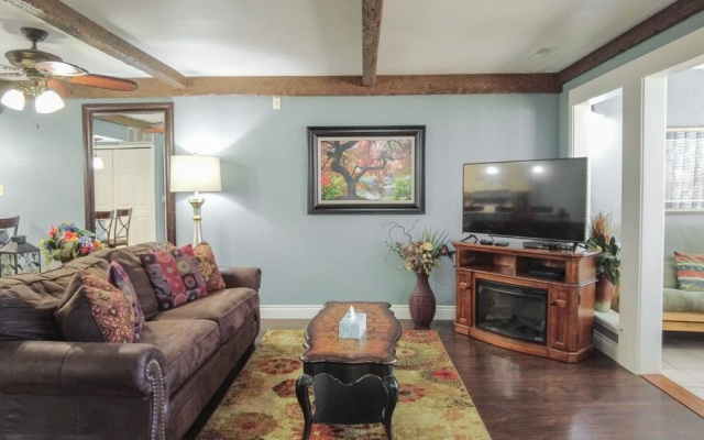 Club A-6 2 Bedroom Condo