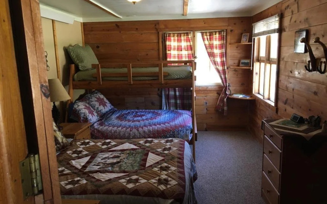 Ghost Canyon Guest Ranch & B&B