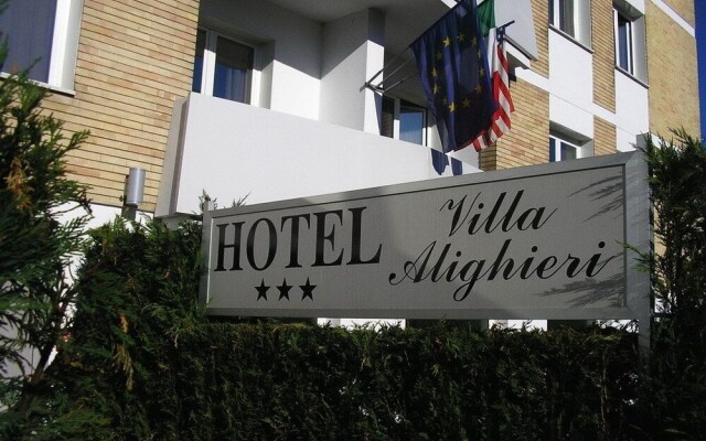 Отель Villa Alighieri Стра вид на фасад