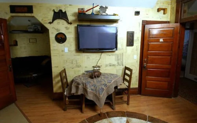 Smith Fargo Suites