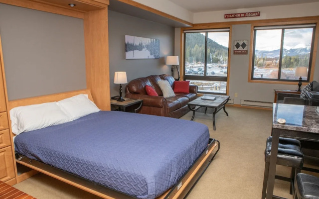 2752 Slopeside