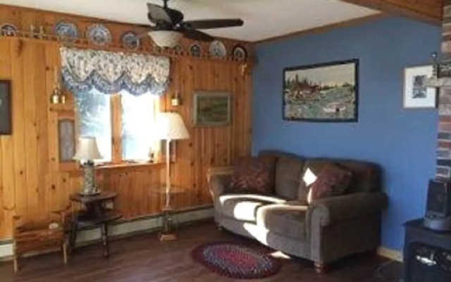 Pats Place - Two Bedroom Home