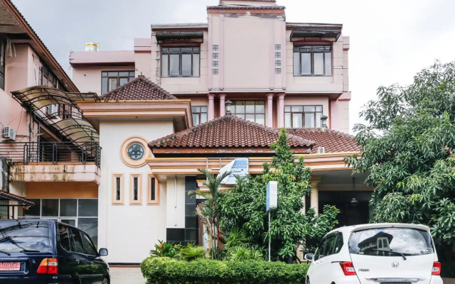OYO 3759 Delima Guest House Syariah