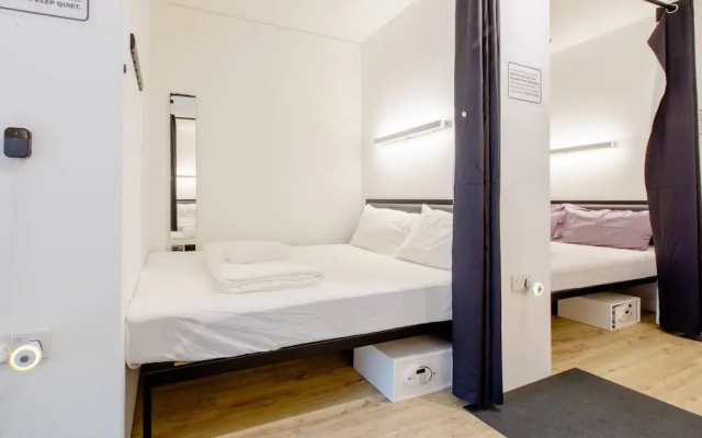 RadZone Hostel