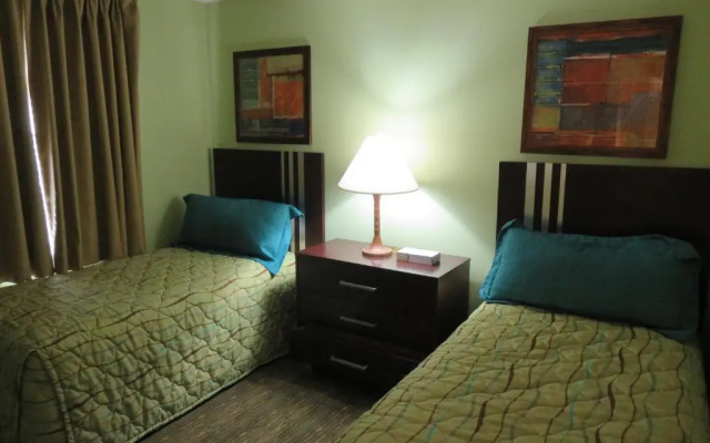 Surfsider Resort
