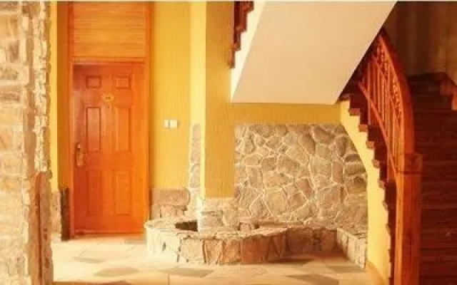 Yinhudao Hotel - Lijiang