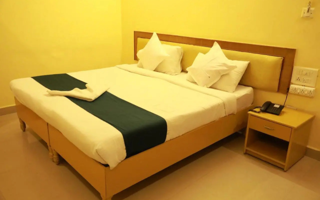 Sravanthy Inn