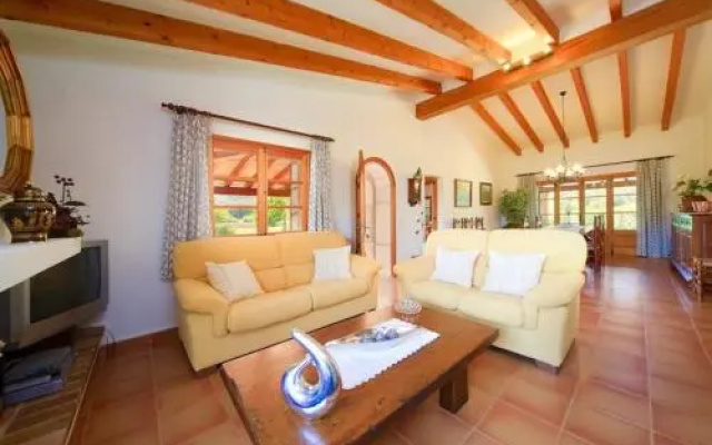 Attractive Villa Pera