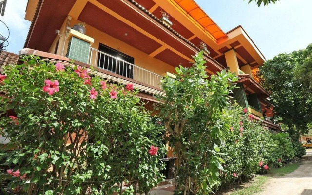 Samui Tonrak Residence