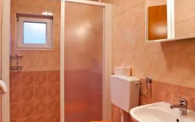 Vineyard Cottage Bregac