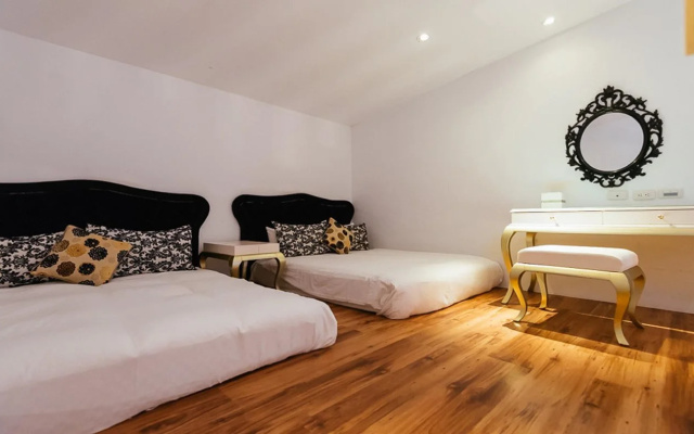 Ea-Dor Luxury Villa