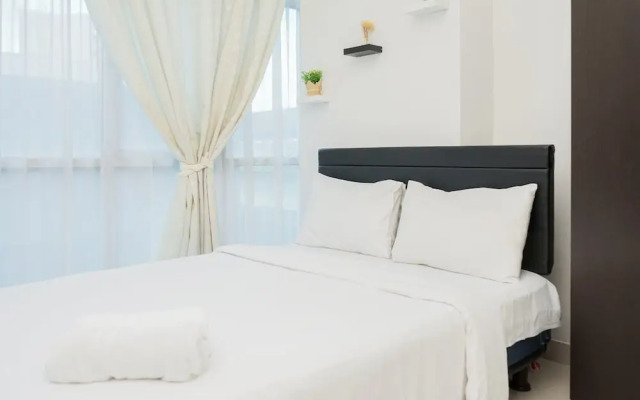 Strategic And Cozy Studio Apartment At Capitol Park Residence
