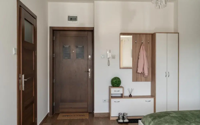 Przytulny apartament KOLEJOVA 13