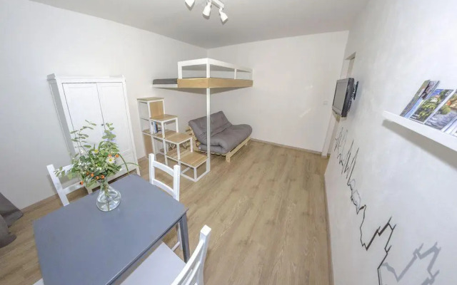 Fresh Studio Flat