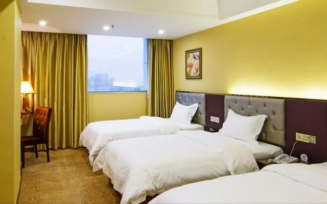 Green Island Holiday Hotel