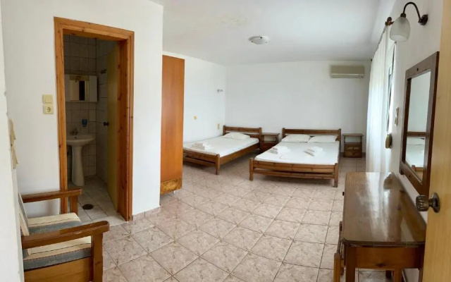 Sfinias Apartments