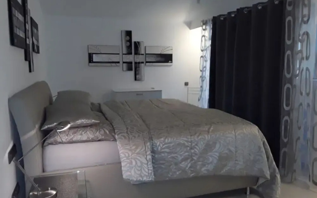 Villa Amelie Comfortable Holiday Residence
