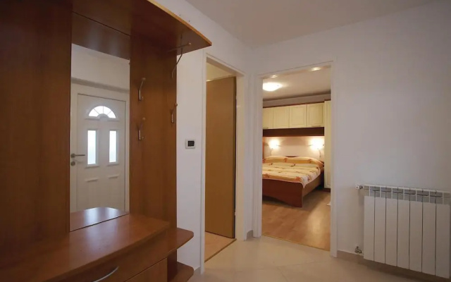 Awesome Home in Hrboki With Wifi and 3 Bedrooms