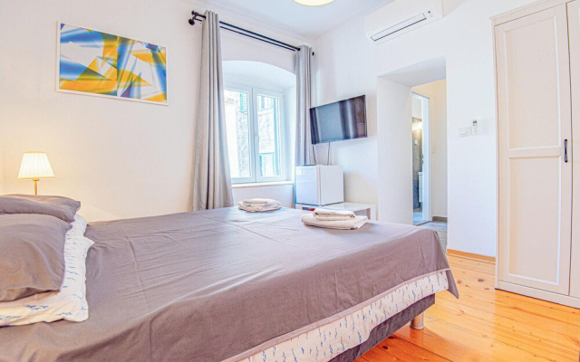 Nice Apartment in Sibenik With Wifi and 3 Bedrooms