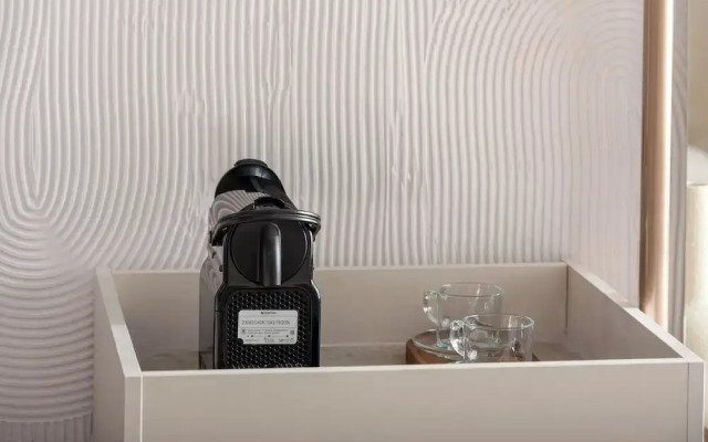 Olenia Suites