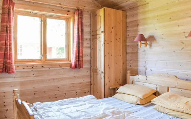 Nice Home in Olden With 3 Bedrooms and Wifi