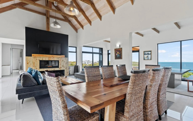 Romansbaai Moksha